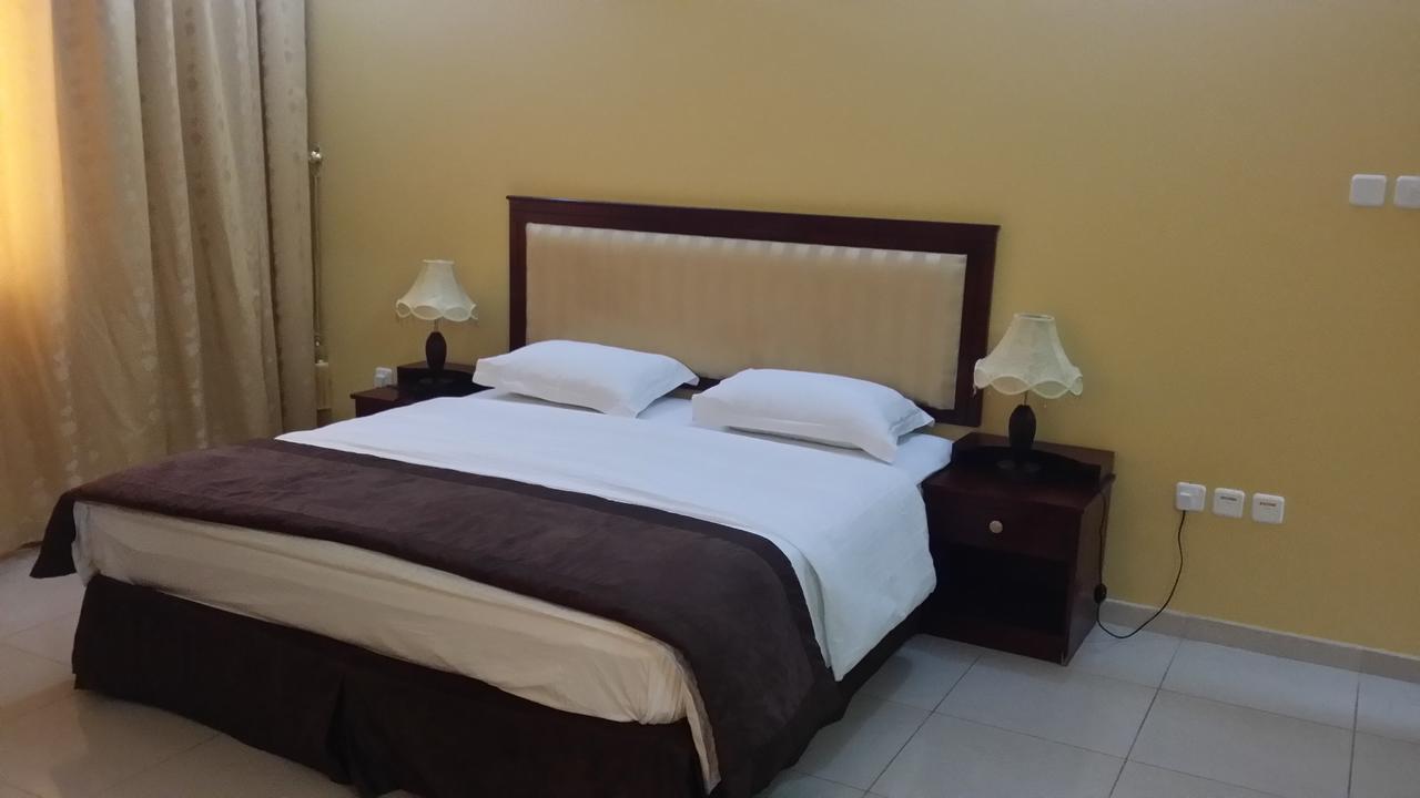 Aryana Hotel 4*